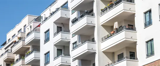 Wohnhäuser, Wohnungen, Fassade, Balkone