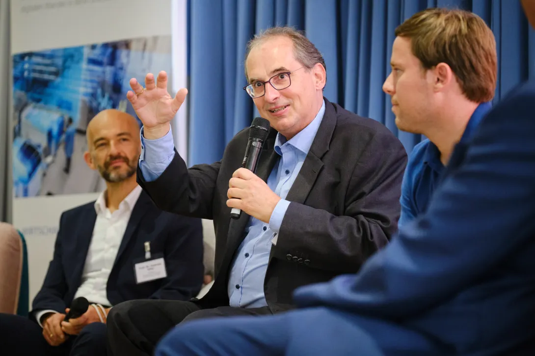 Innovation; Digitalisierung; Kooperation; Industrie;