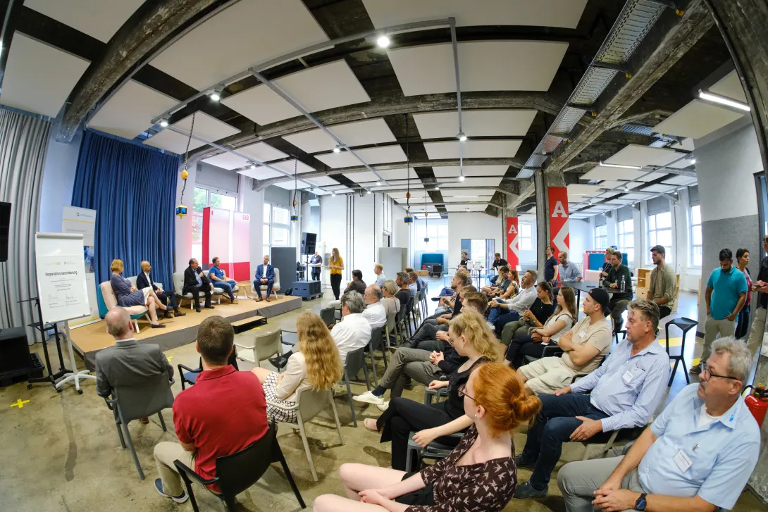 Innovation; Digitalisierung; Kooperation; Industrie;